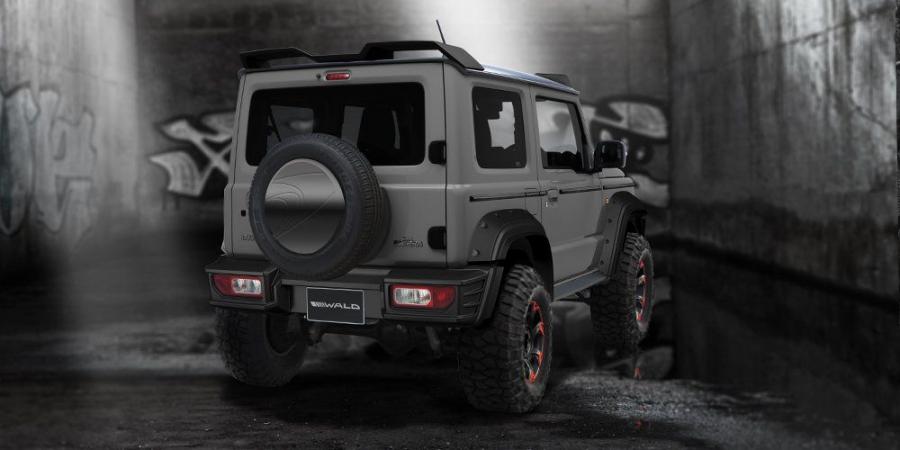  Suzuki Jimny by Wald 2018 года  (фото 2 из 9)